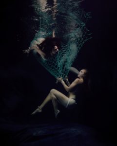 Silent Killers - Underwater Dance by Christine Ren — SEVENSEAS Media